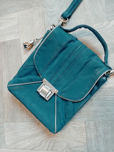 Original 2010 kipling - 2010, sea