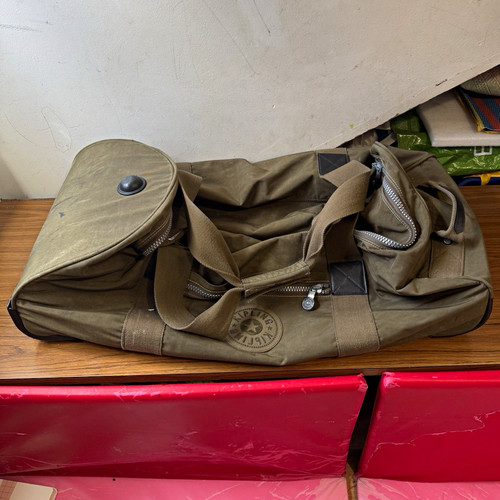 Kipling green rolling duffle - kipling,